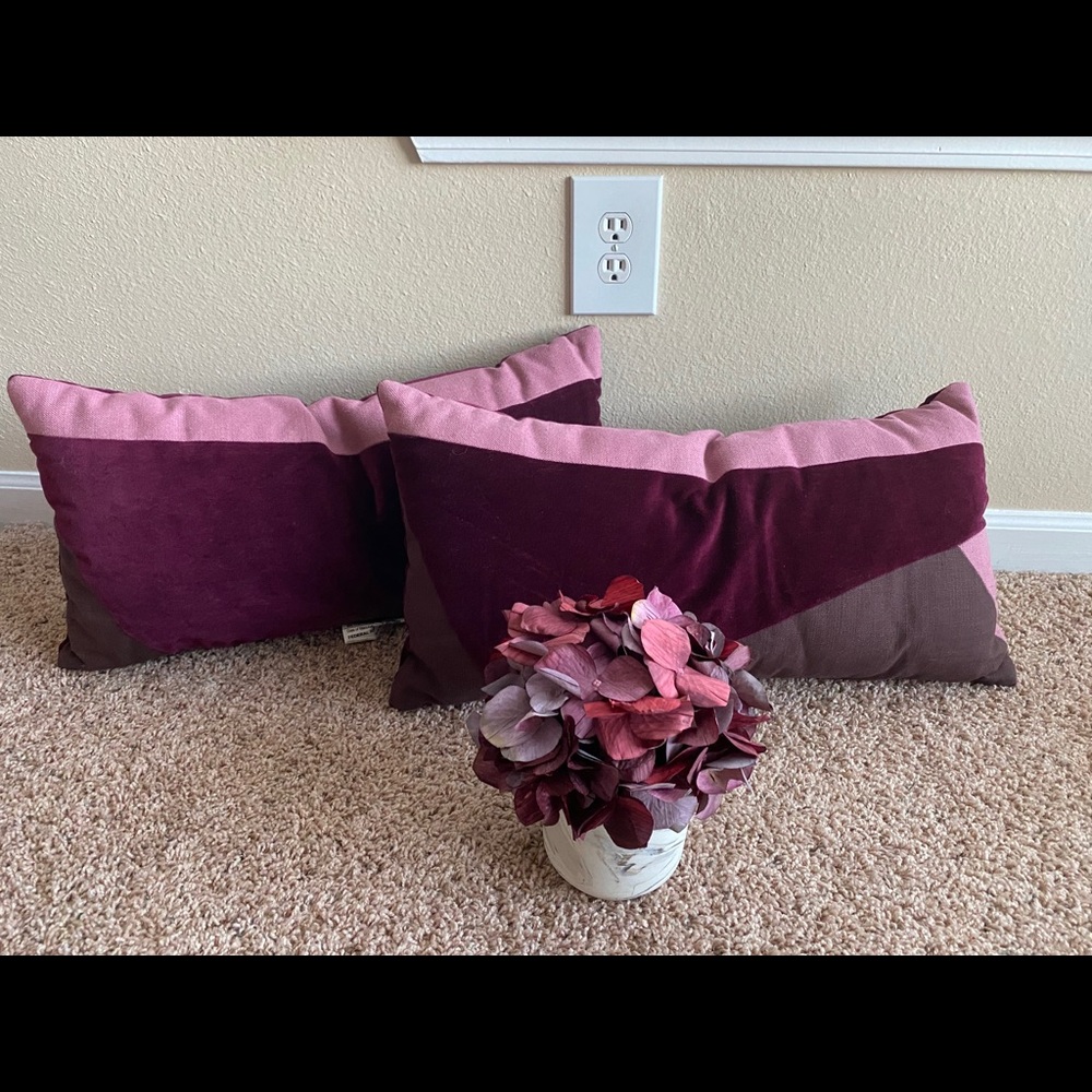 Decor pillows